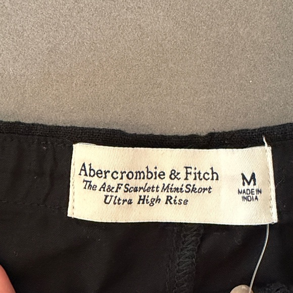 Abercrombie Mini Skort - Picture 3 of 4